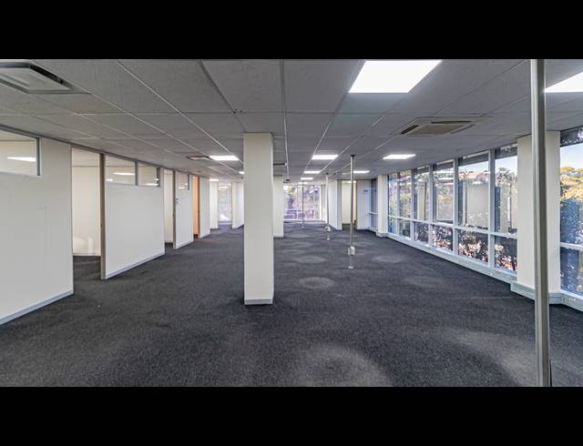 359M² OFFICE TO LET IN FERNDALE